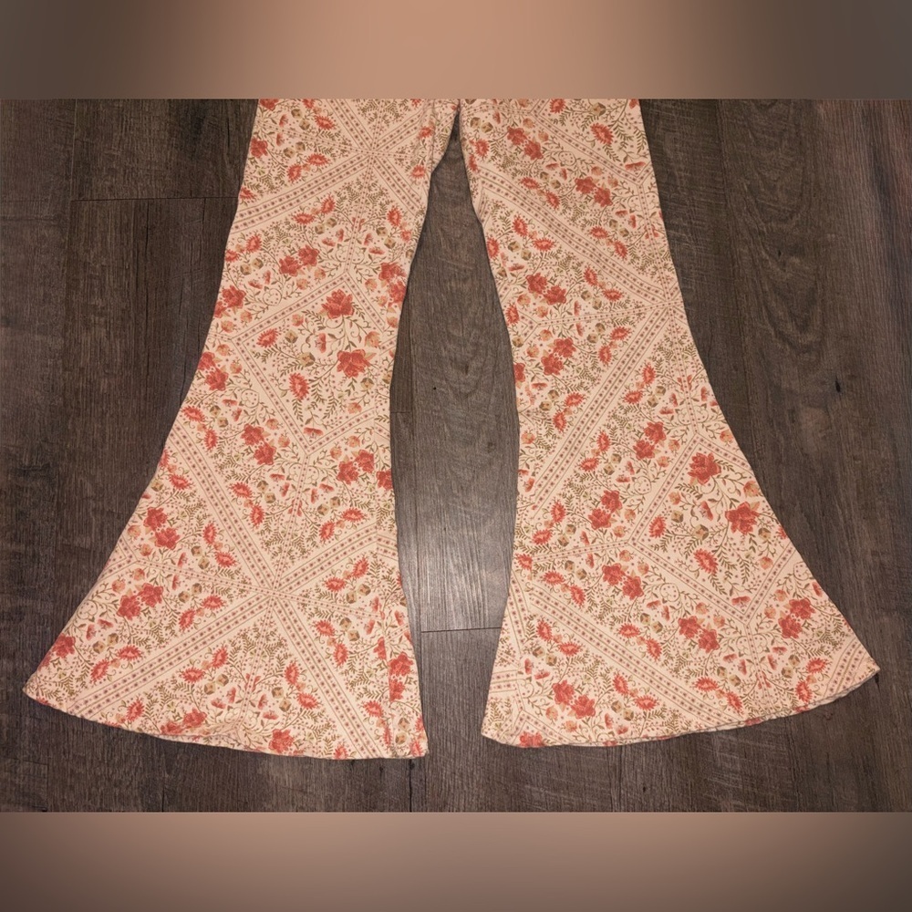 Show Me Your MuMu Floral Bohemian Wide-Leg Pants Stretch Waist Size Small - Picture 6 of 9